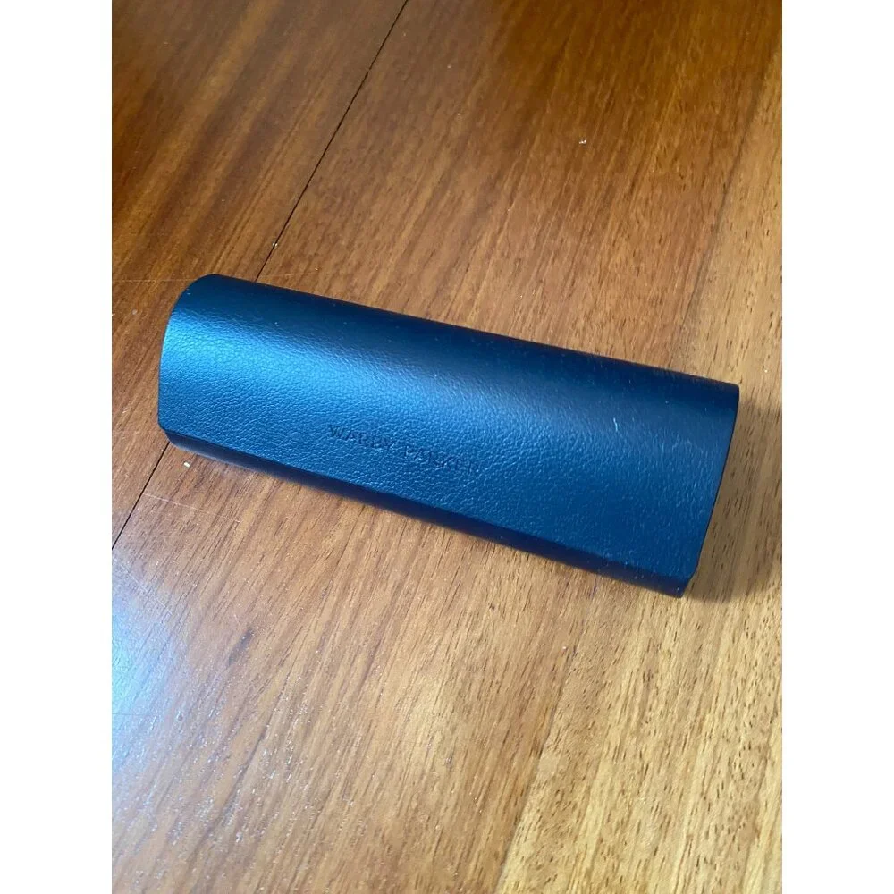 blue case - Picture 3 of 6